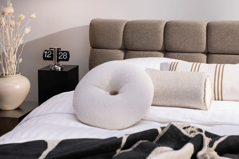 Postel Colette