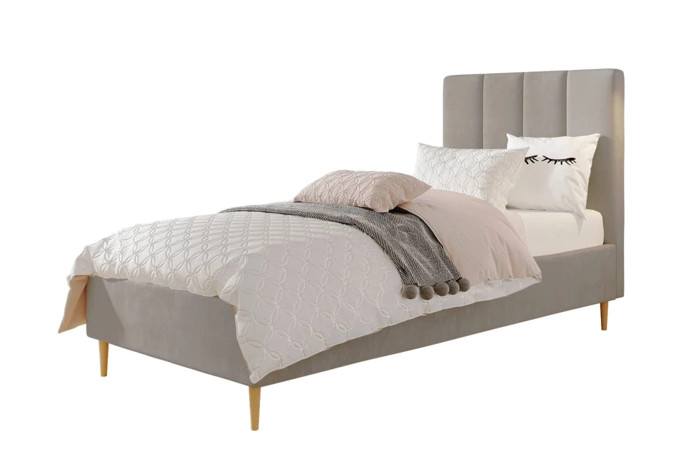 Postel Lola